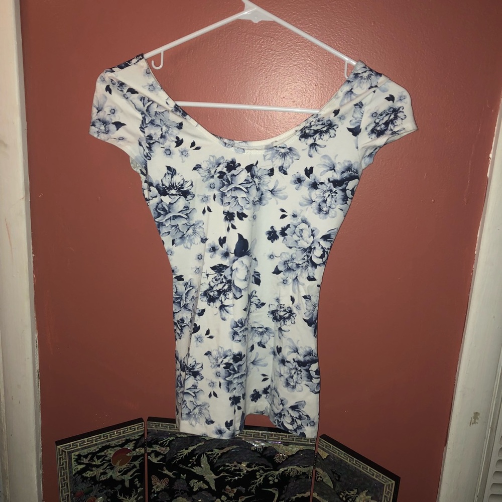 garage white shirt with flowers
